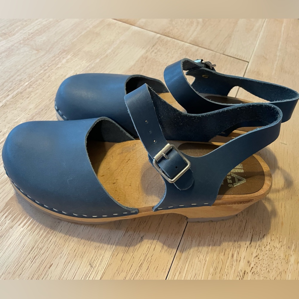 MIA Navy Blue Leather Clog Mules with Buckle - Picture 2 of 6